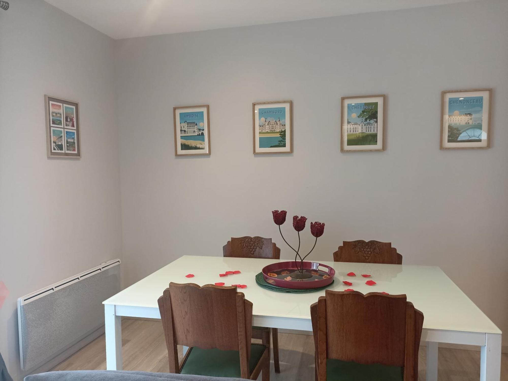 Entre 2 Chateaux Onzain Habitación foto